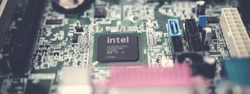 Silicon Strains: Intel’s Cuts, Nvidia’s Pivot, and the Pressure on US Chipmakers